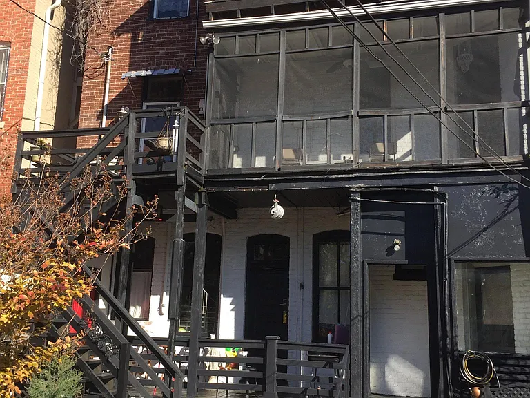 1013 W Franklin St #1 — Photo 9