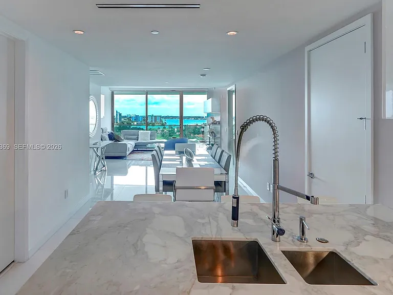 10203 Collins Ave #1005 — Photo 10