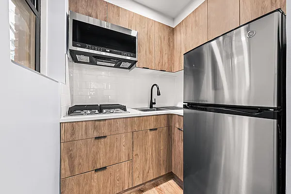 Rented by REAL New York | media 5