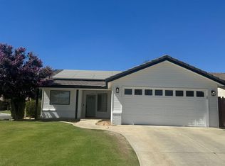 9122 Green Bank St, Bakersfield, CA 93312