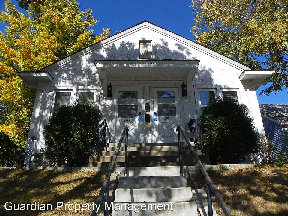 1st image of 1253 Saint Clair Ave #1253