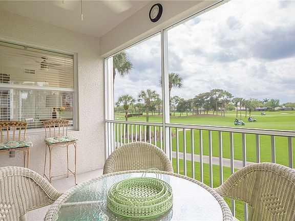 3rd image of 10449 Washingtonia Palm Way APT 3227