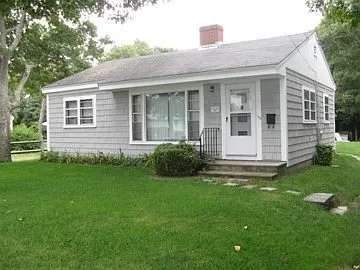169 Seaview Ave #FRONT