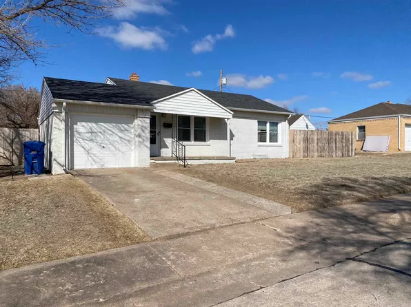 511 W 20th St, Hays, KS 67601