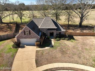 306 Cedar Stone Ct, Florence, MS 39073