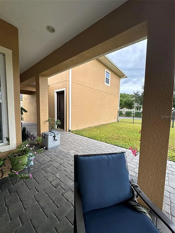 1 bed, 1.0 bath, 631 sqft, $1,450 — Photo 2