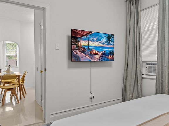 Smart TV to watch all your favorite streaming chanels