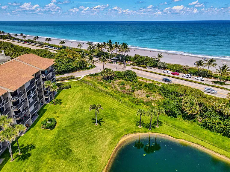 201 S Seas Dr #401 — Photo 3