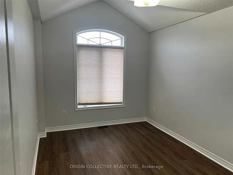 74 Clearfield Dr S — Photo 11