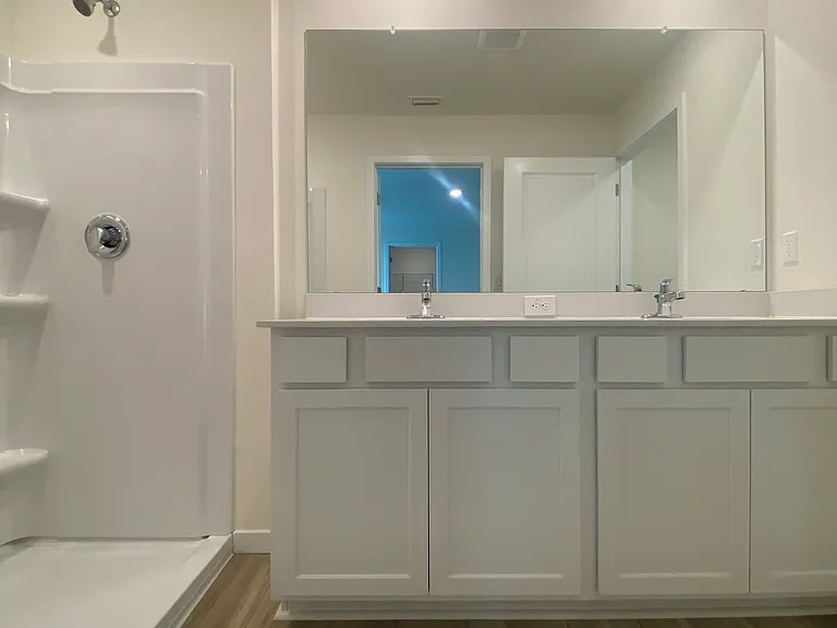 11511 Memorial Dr — Photo 11
