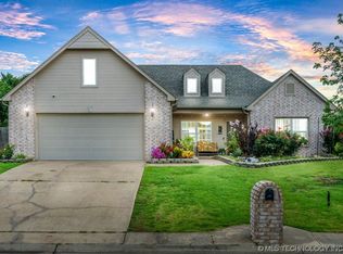 11287 S 274th East Ave, Coweta, OK 74429