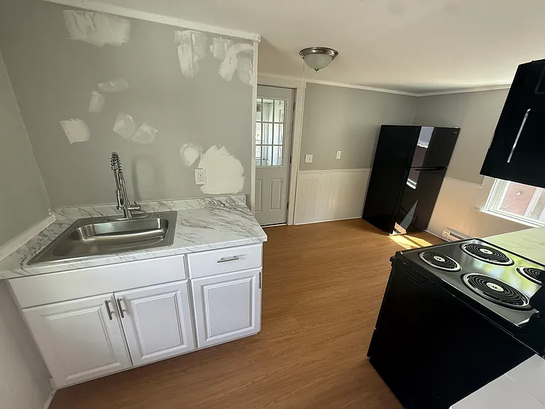 85 Mechanic St #2 — Photo 6