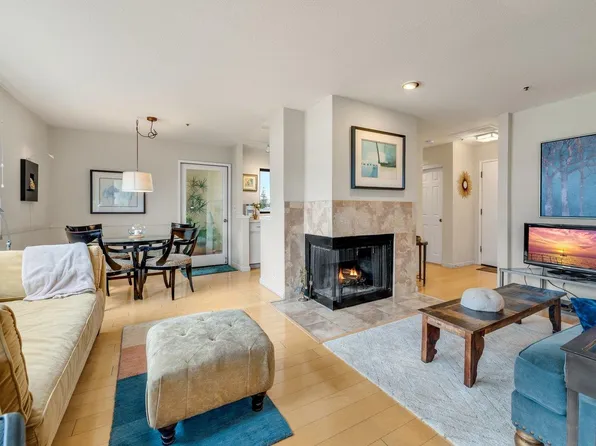 117 California Ave #D300, Palo Alto, CA 94306