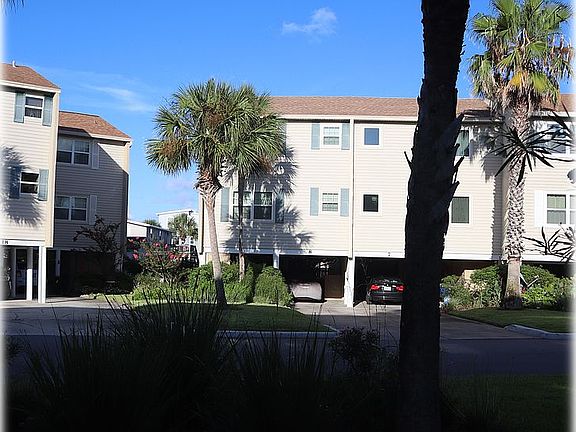 2nd image of 925 Tarpon Ave APT 8