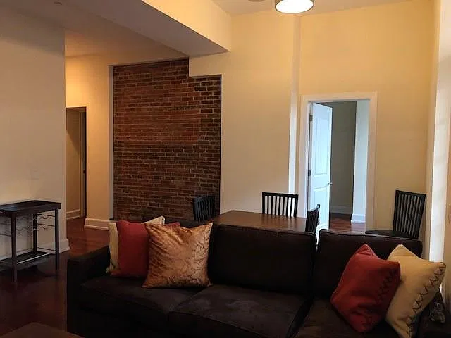 1 bed, 875 sqft, $3,000 — Photo 4