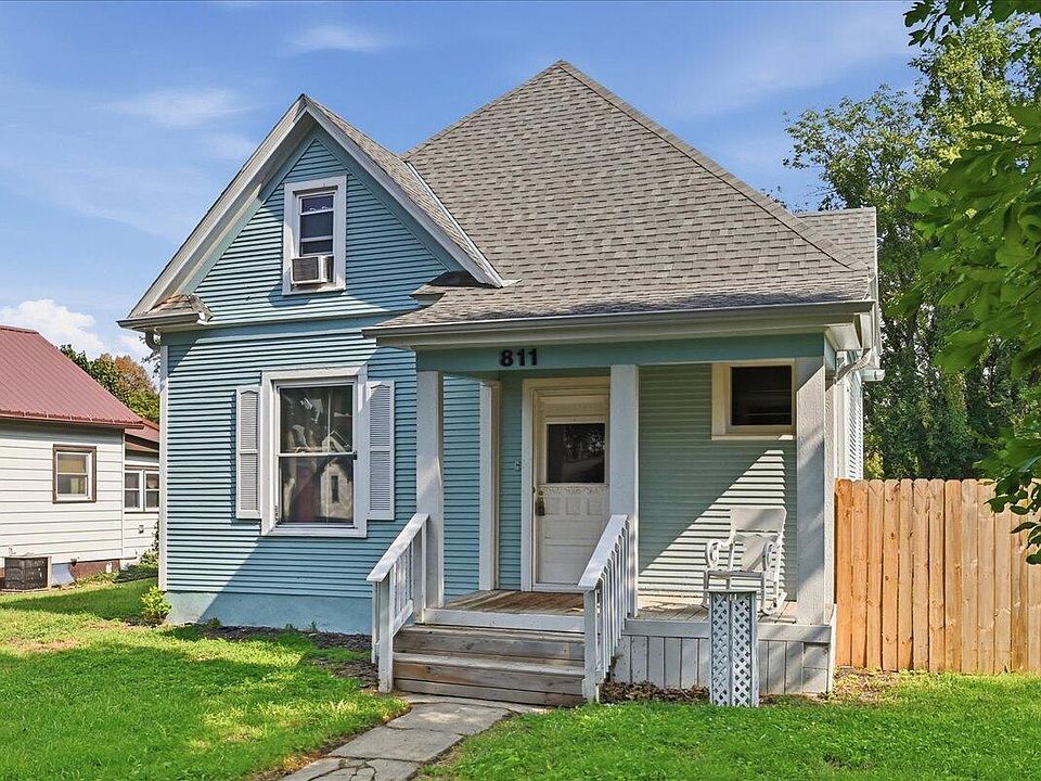 1st image of 811 W Summit Ave