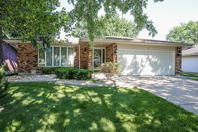 18001 Maple St photo 1