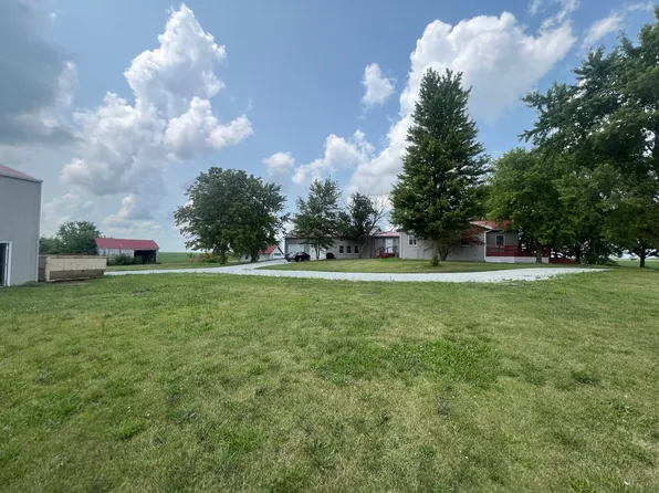 21867 N 3300 East Rd, Emington, IL 60934