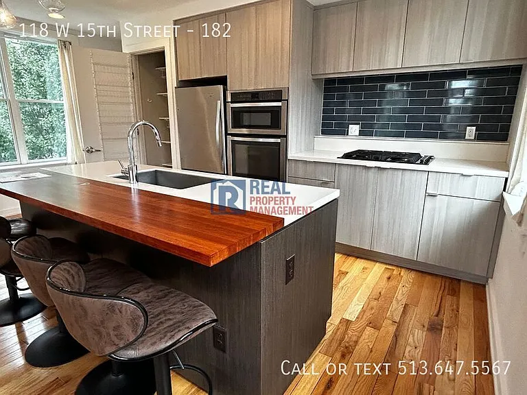 118 W 15th St #182 — Photo 9