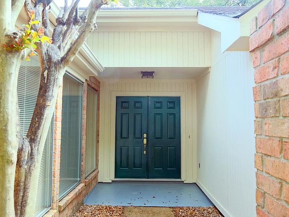 2nd image of 4005 Heathersage Dr