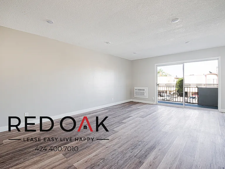 1965 S Garth Ave #4 — Photo 2