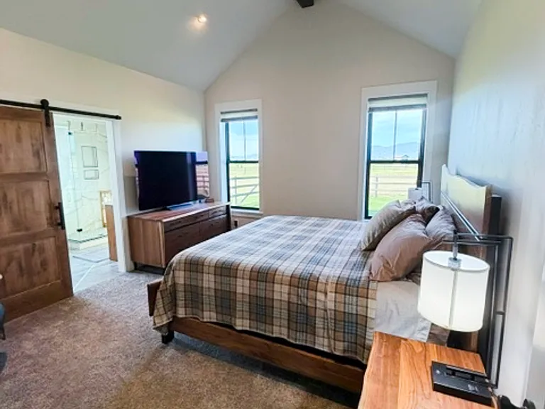 146 Majestic View Ln — Photo 14