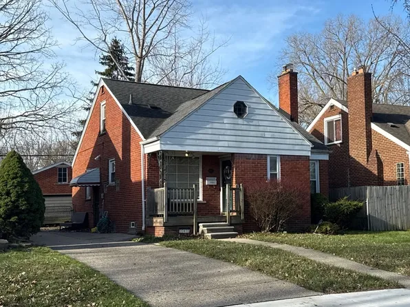 20410 Lochmoor St, Harper Woods, MI 48225