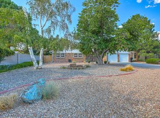 8809 Harwood Ave NE, Albuquerque, NM 87111