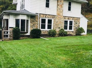 1271 Seidersville Rd, Bethlehem, PA 18015