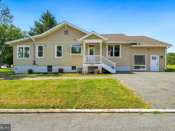 692 Ridge Rd, Mount Airy, MD 21771