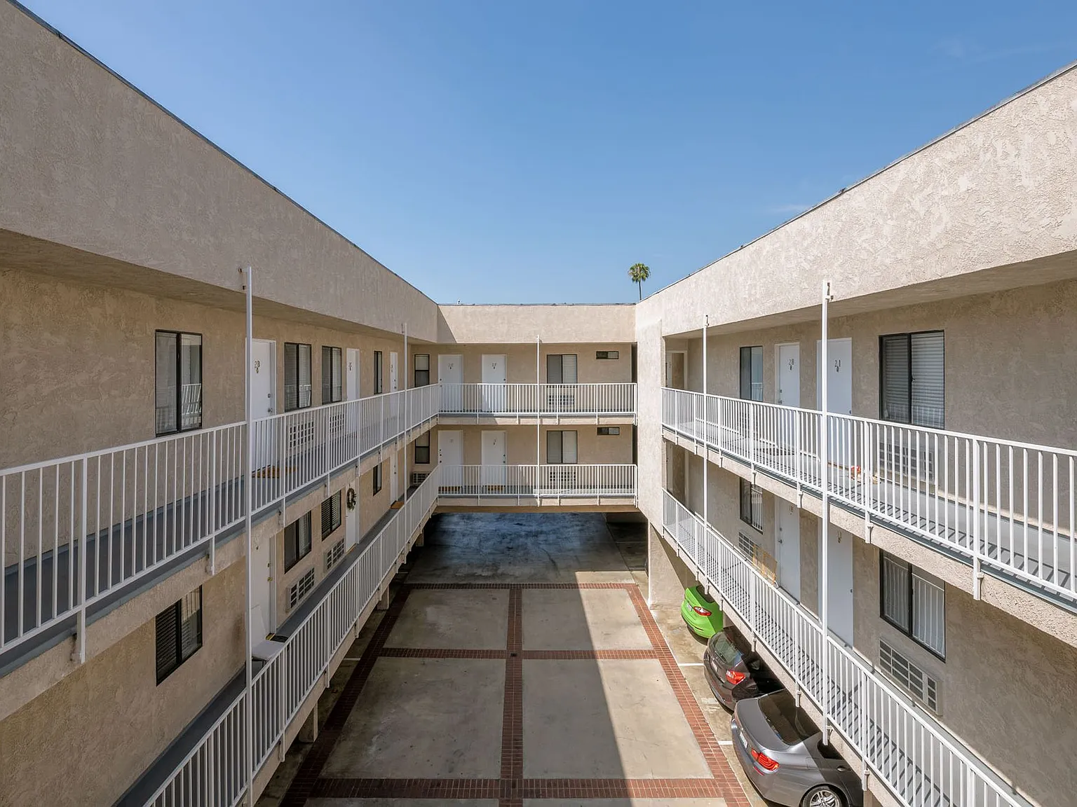 MC Kenmore Properties, LLC — Photo 4