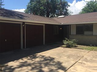 2010 Huntress Ln, Houston, TX 77062
