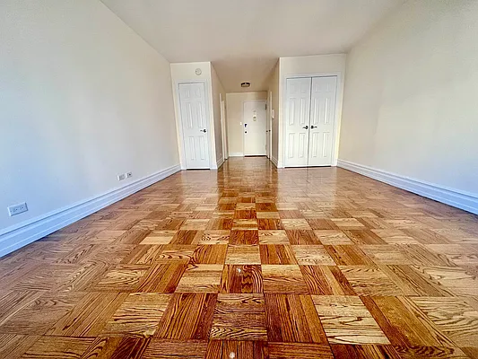 Rented by Corcoran | media 7