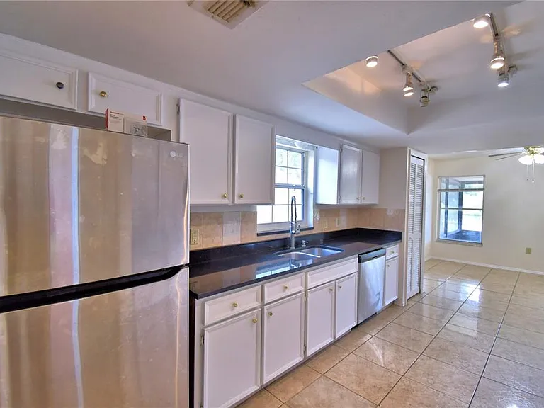 11701 Minto Ct — Photo 18