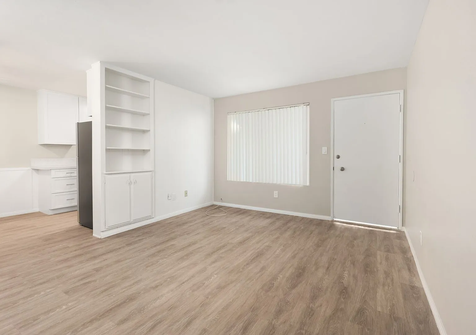 4160 Hamilton Street — Photo 1