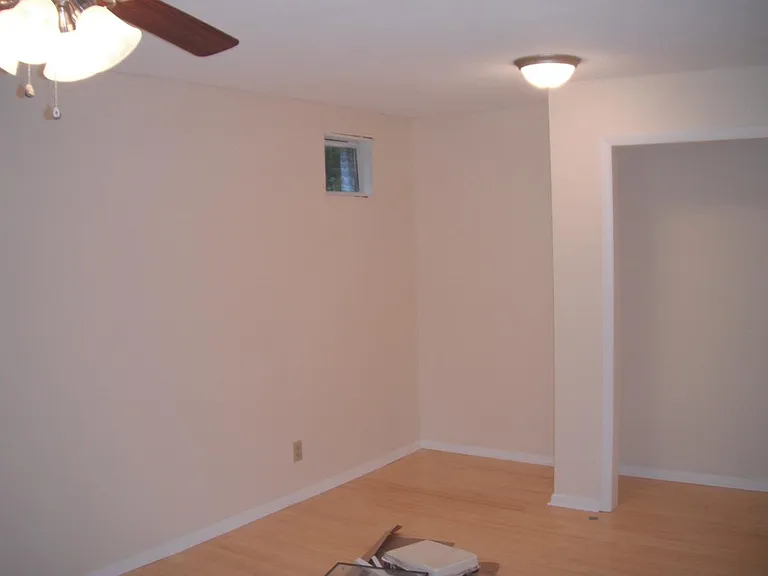 334 Wesley Dr — Photo 4