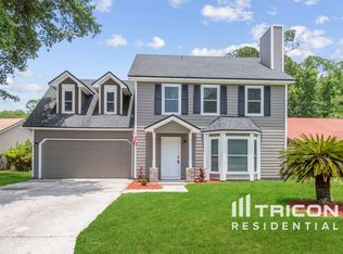 11405 Blossom Ridge Dr, Jacksonville, FL 32218