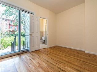 113 Freeman St APT 1L, Brooklyn, NY 11222