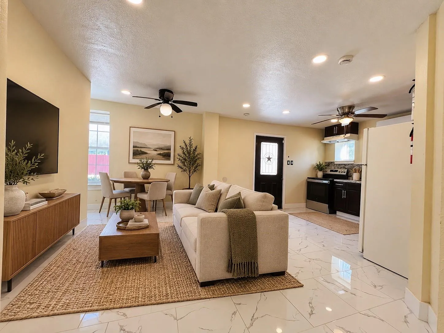 1 bed, 1.0 bath, 984 sqft, $1,250 — Photo 4