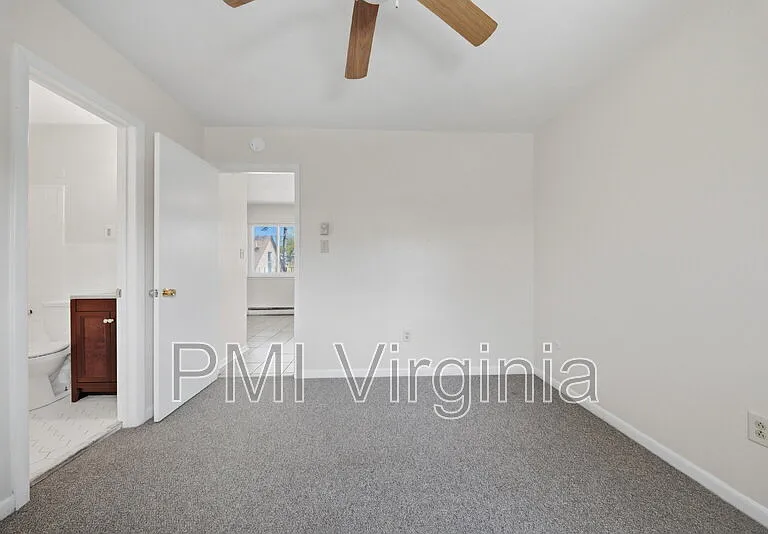 9563 15th Bay St #4 — Photo 19