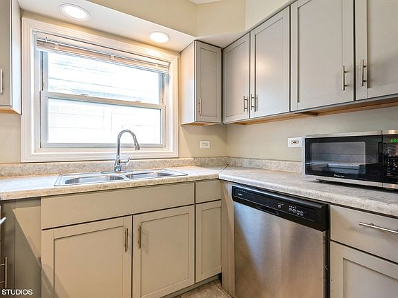 4th image of 248 S Marion St APT 206