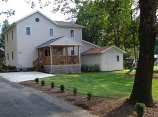 332 E St, Carlisle, PA 17013