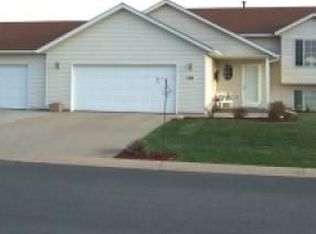 1003 3rd St NW, Dodge Center, MN 55927