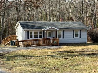 333 Brook Dr, Hot Springs, VA 24445