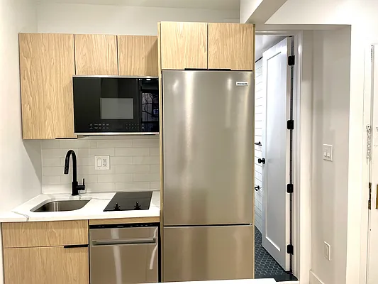 Rented by Palladium Property Group | media 3