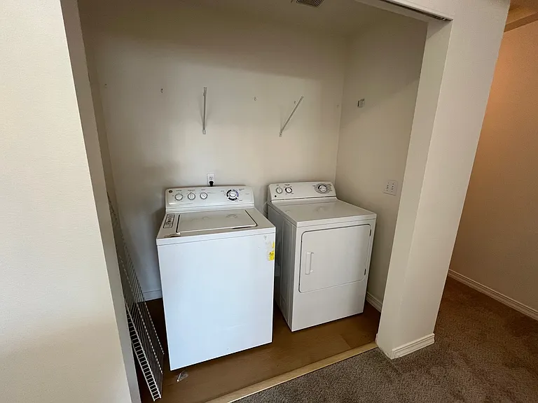 7327 N Bedford Ln — Photo 11