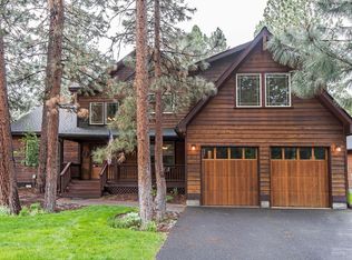 809 S Locust St, Sisters, OR 97759