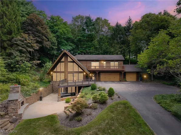 810 Mount Pleasant St NW, Clinton, OH 44216