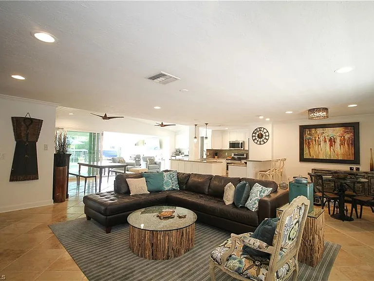 1645 Mullet Ct — Photo 24