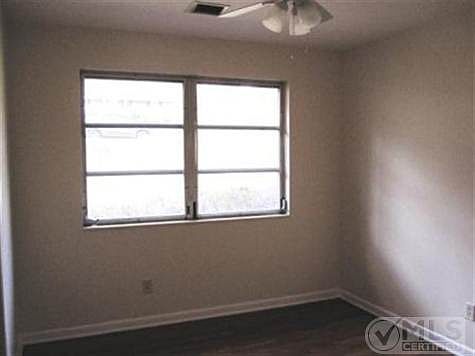 4th image of 307 Inglewood Dr